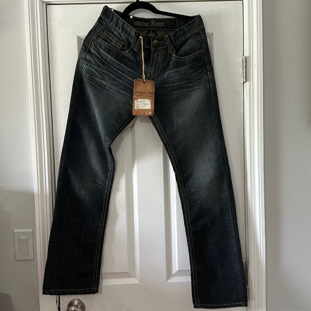Antique rivet , men’s jeans